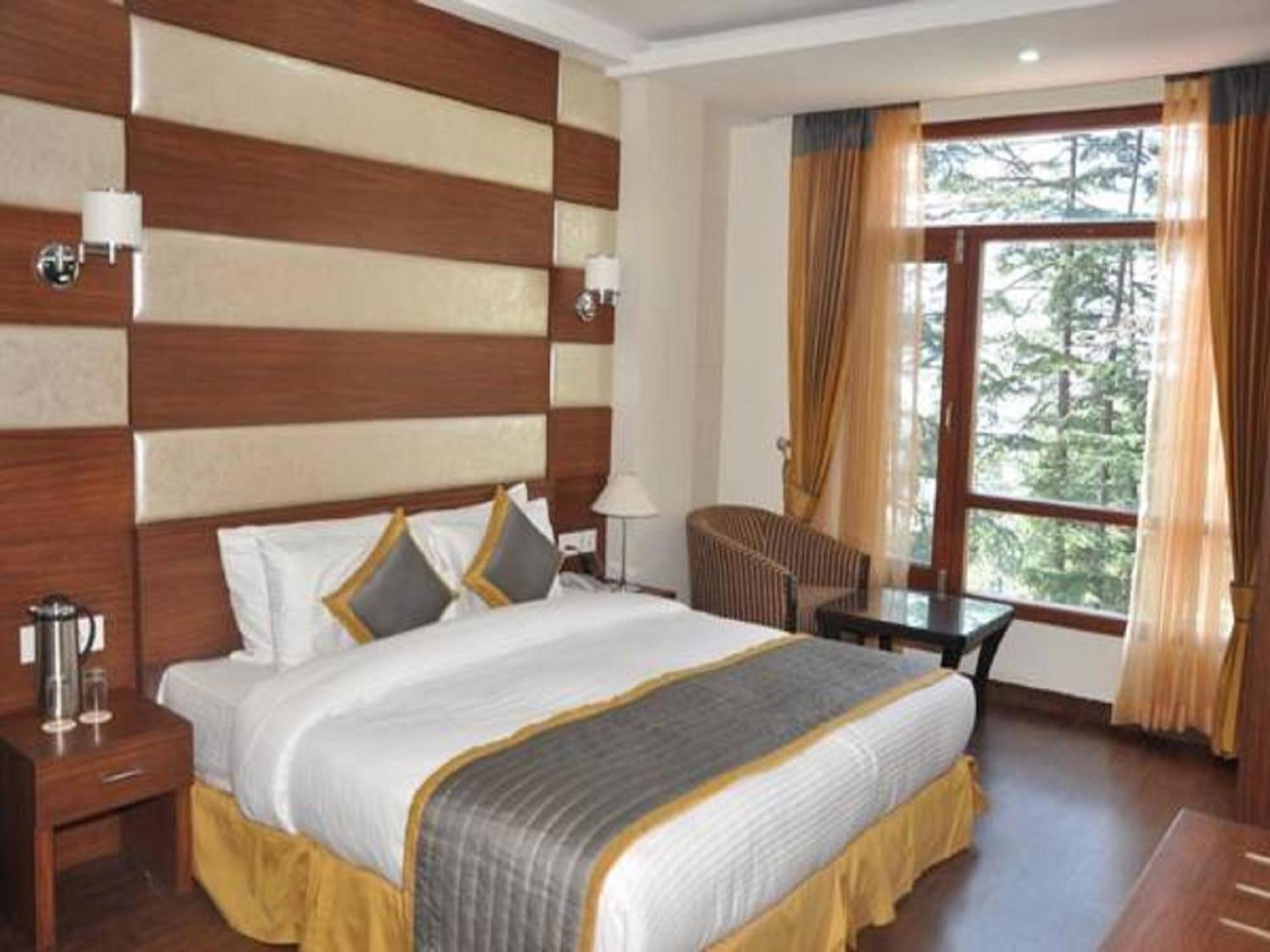 Hotel Southgate Shimla Exteriör bild