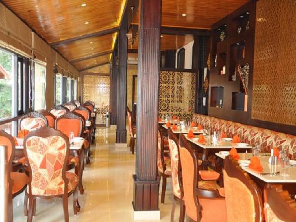 Hotel Southgate Shimla Exteriör bild